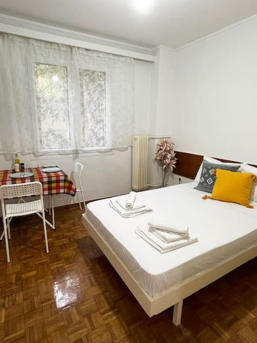 Cute And Quiet Apartment In The Center Of Atina Dış mekan fotoğraf