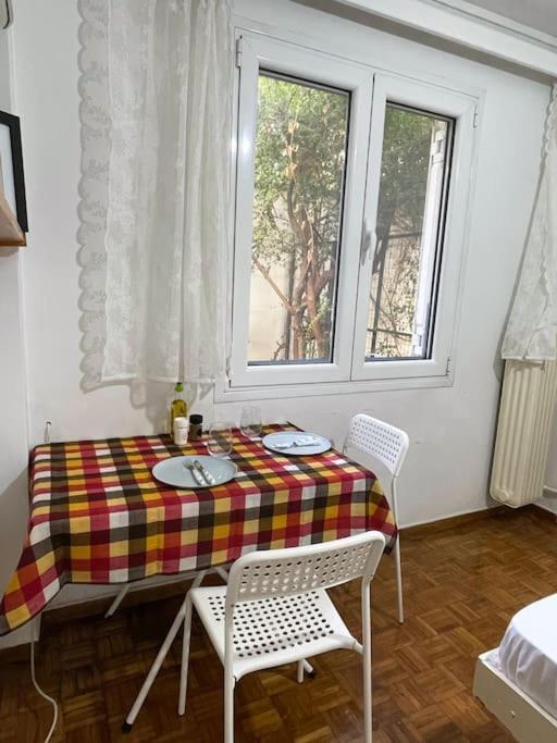 Cute And Quiet Apartment In The Center Of Atina Dış mekan fotoğraf
